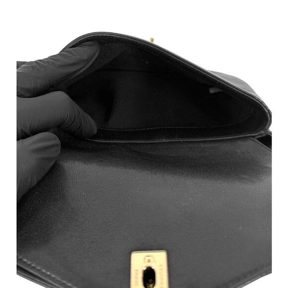 CHANEL Black Chevron Double Flap Crossbody Bag A-A25429 - Picture 7 of 10